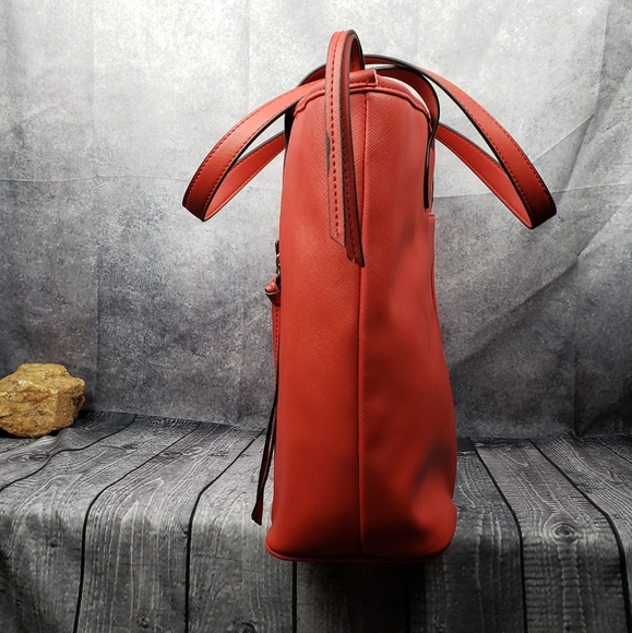 NEW JM New York, Tablet pocket, many pockets inside Red not bright - Picture 4 of 10